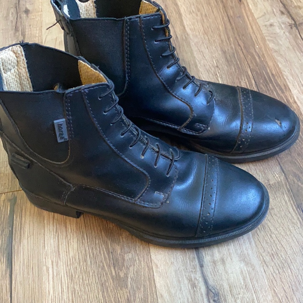 Girls riding boots Size 34